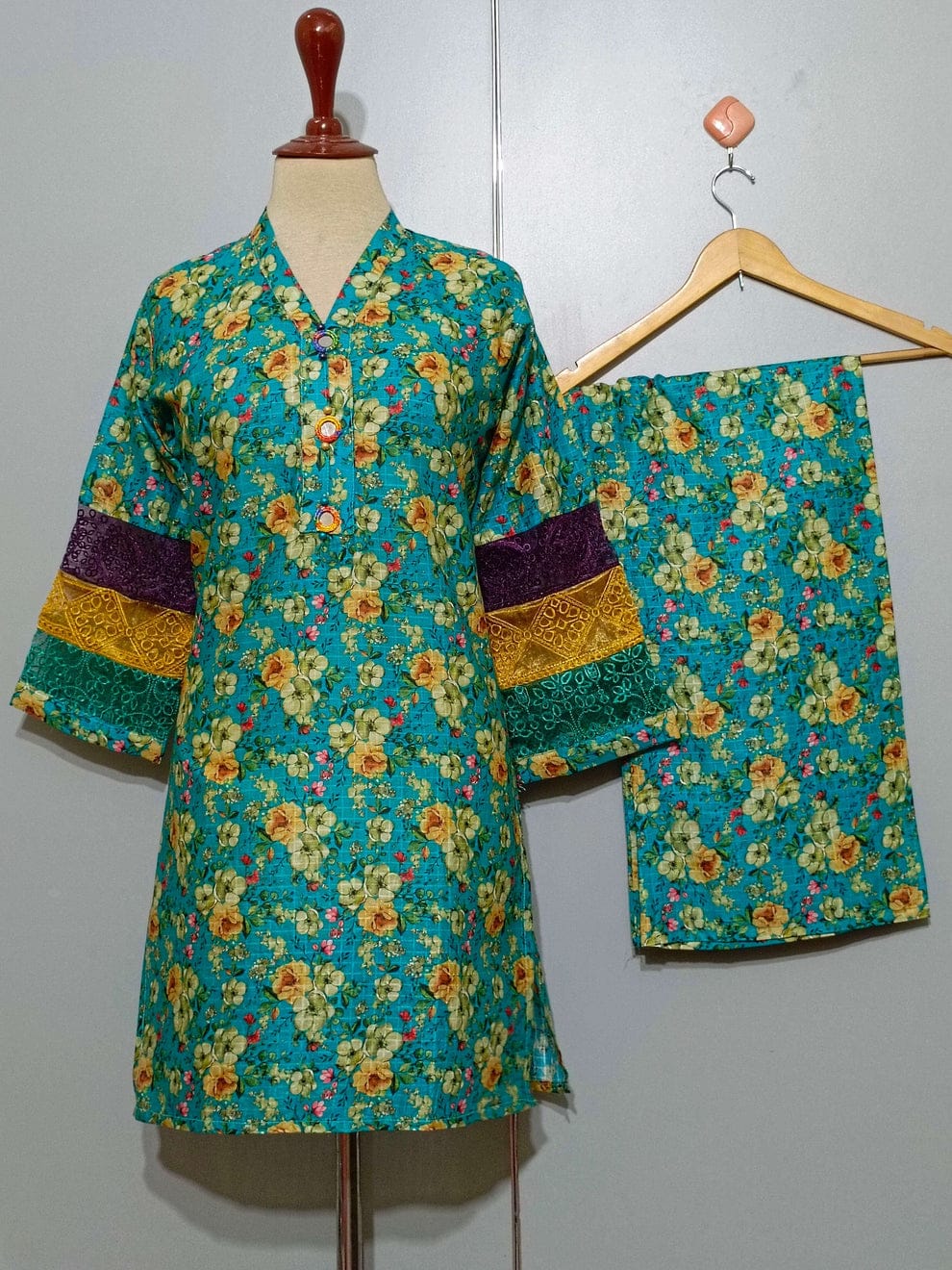 2 Piece Stitched Summer Suit – Digital Lawn Fabric 